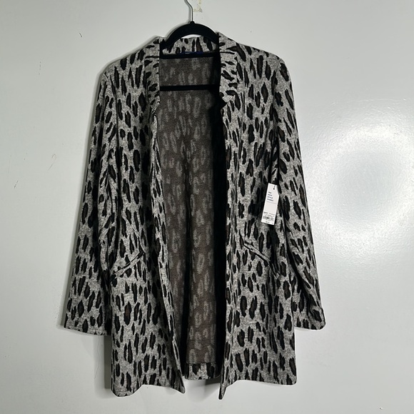 APT.9 gray brown leopard print blazer size medium - Picture 5 of 6